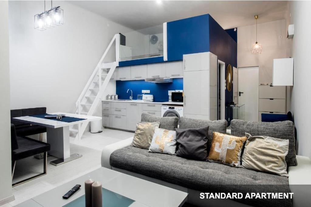 Savouir Bleu Suite Near Danube บูดาเปสต์ ภายนอก รูปภาพ